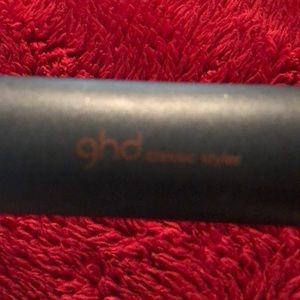 GHD Classic straightener